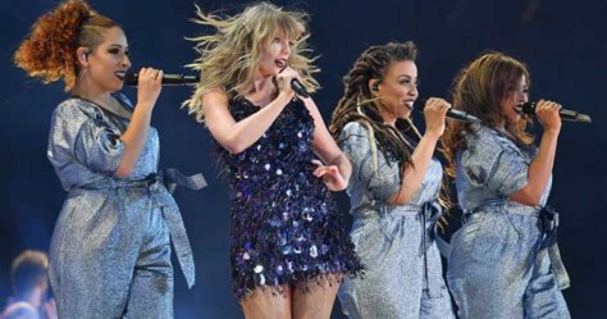 How Much Do Taylor Swift's Backup Dancers Make? a Comprehensive Guide